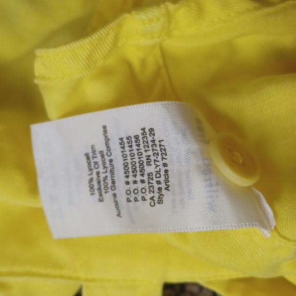 2/$50 Yellow Aritzia Sleeveless Top - Size Small - Picture 7 of 7